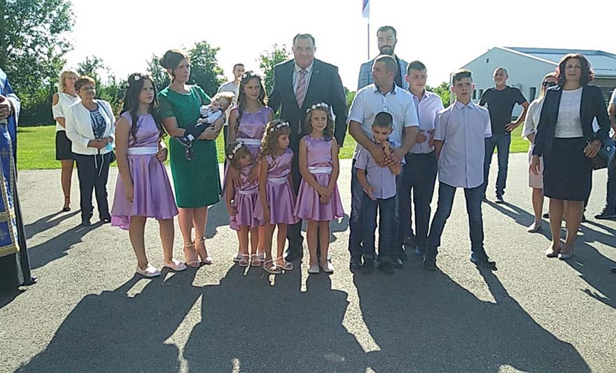 milorad dodik kumstvo.jpg